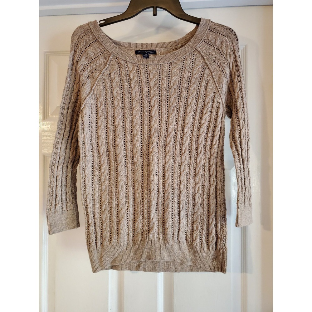 American Eagle Outfitters Women's Taupe 3/4 Sleeve Cable Knit Sweater Size Small